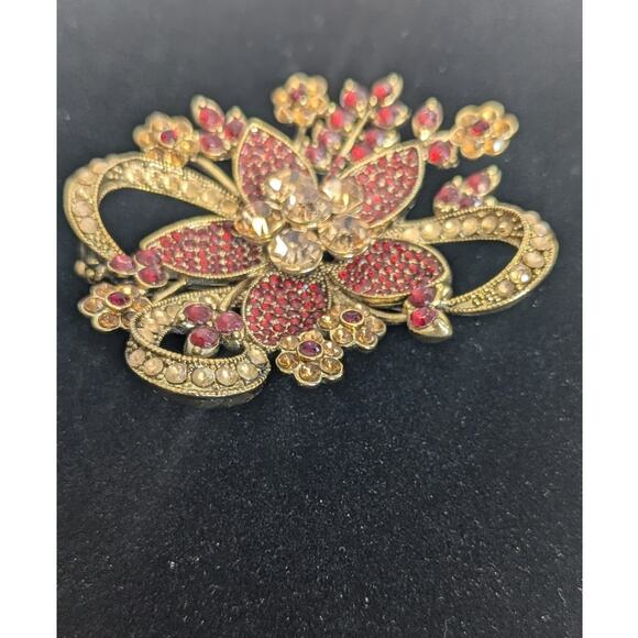 Avon 35th year Anniversary signed Brooch pin Gold Tone ruby red rhinestones 2006 - Picture 7 of 7